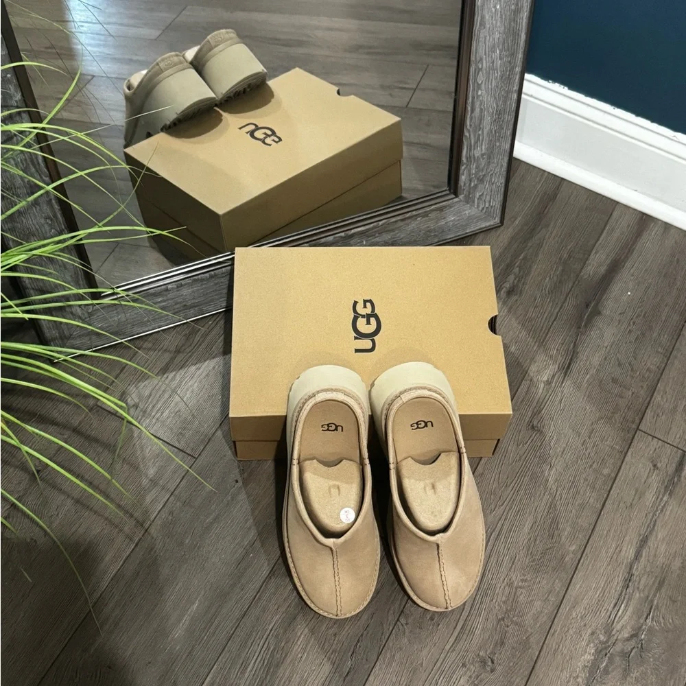 UGG Beige Suede Women's Clogs - Picture 10 of 11